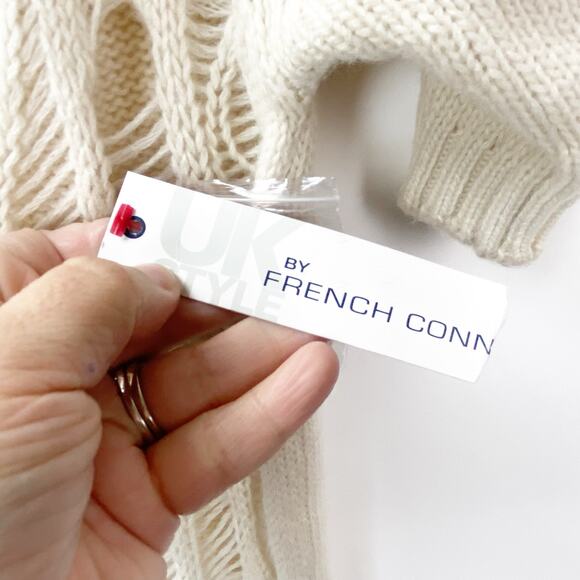 French Connection Small NWT Women Cream Knit Grudge Y2K Short Sleeve Sweater Top - Picture 6 of 9